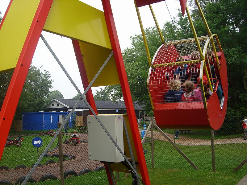 SL701877.JPG